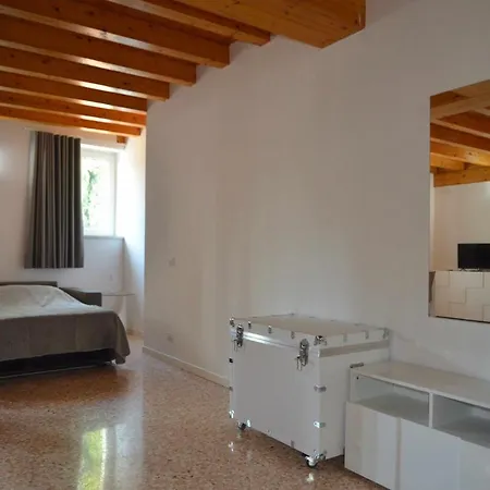 Palazzo Maggiore A Apartamento *